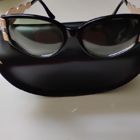Vintage Valentino Elegant Black Sunglasses with Gold Details
